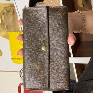 192. LV Mono Sold As Is Desc In Live No Cancel/ Returns